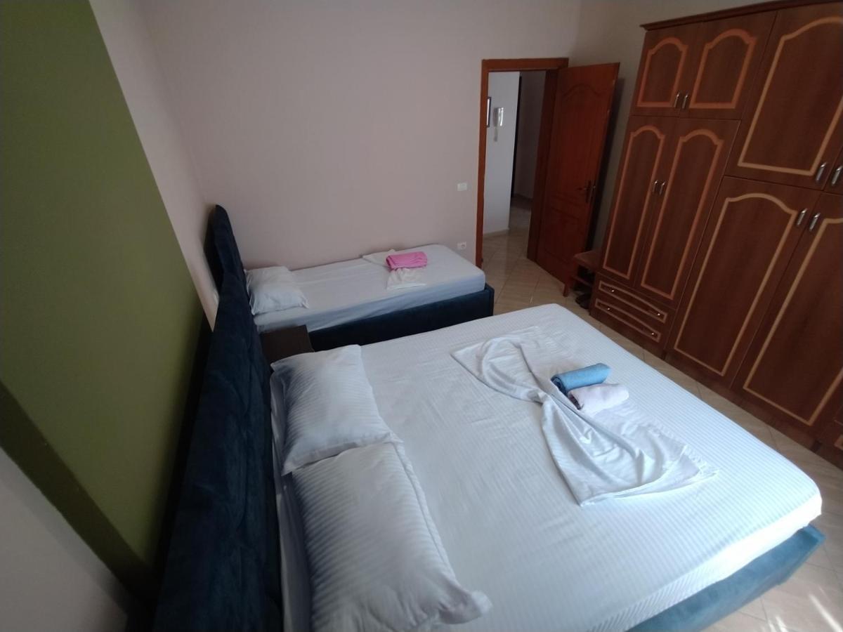 Lungomare Beach Apartments Vlorë Eksteriør billede