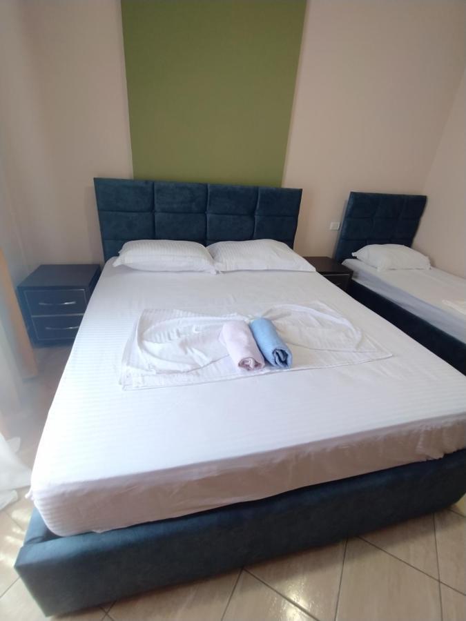 Lungomare Beach Apartments Vlorë Eksteriør billede
