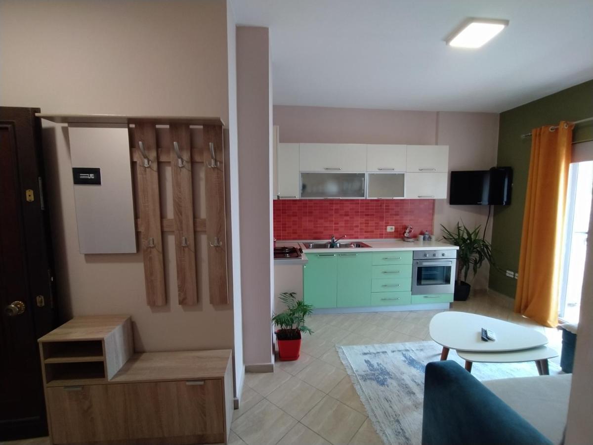 Lungomare Beach Apartments Vlorë Eksteriør billede